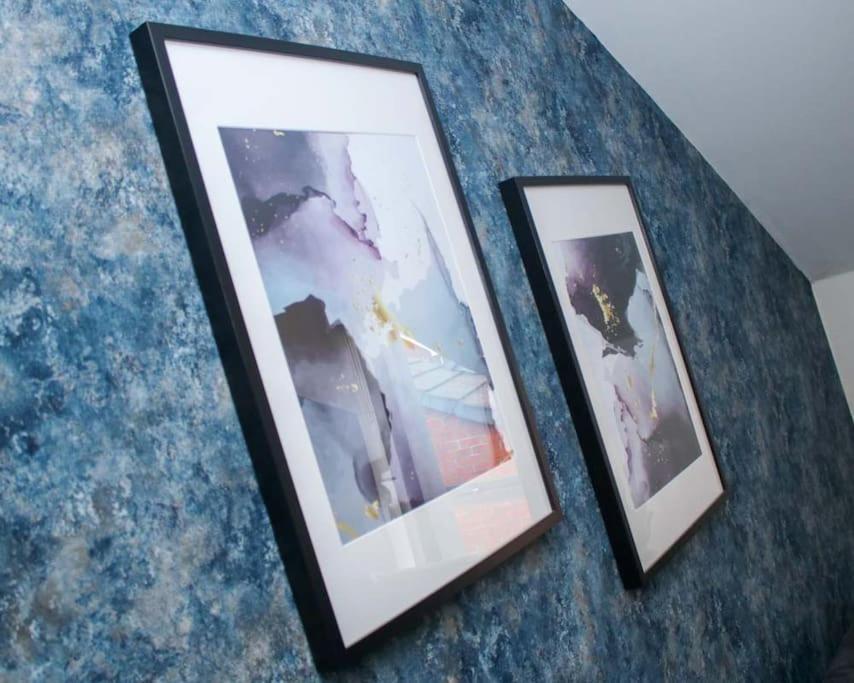 Luxe Living Guest House-Sleeps 6 -Family Friendly-Private Parking-Wifi-City-Beach Swansea Esterno foto